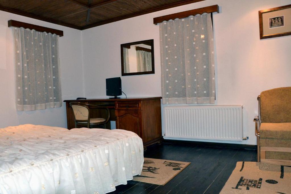 Art - M Gallery Tryavna Room photo