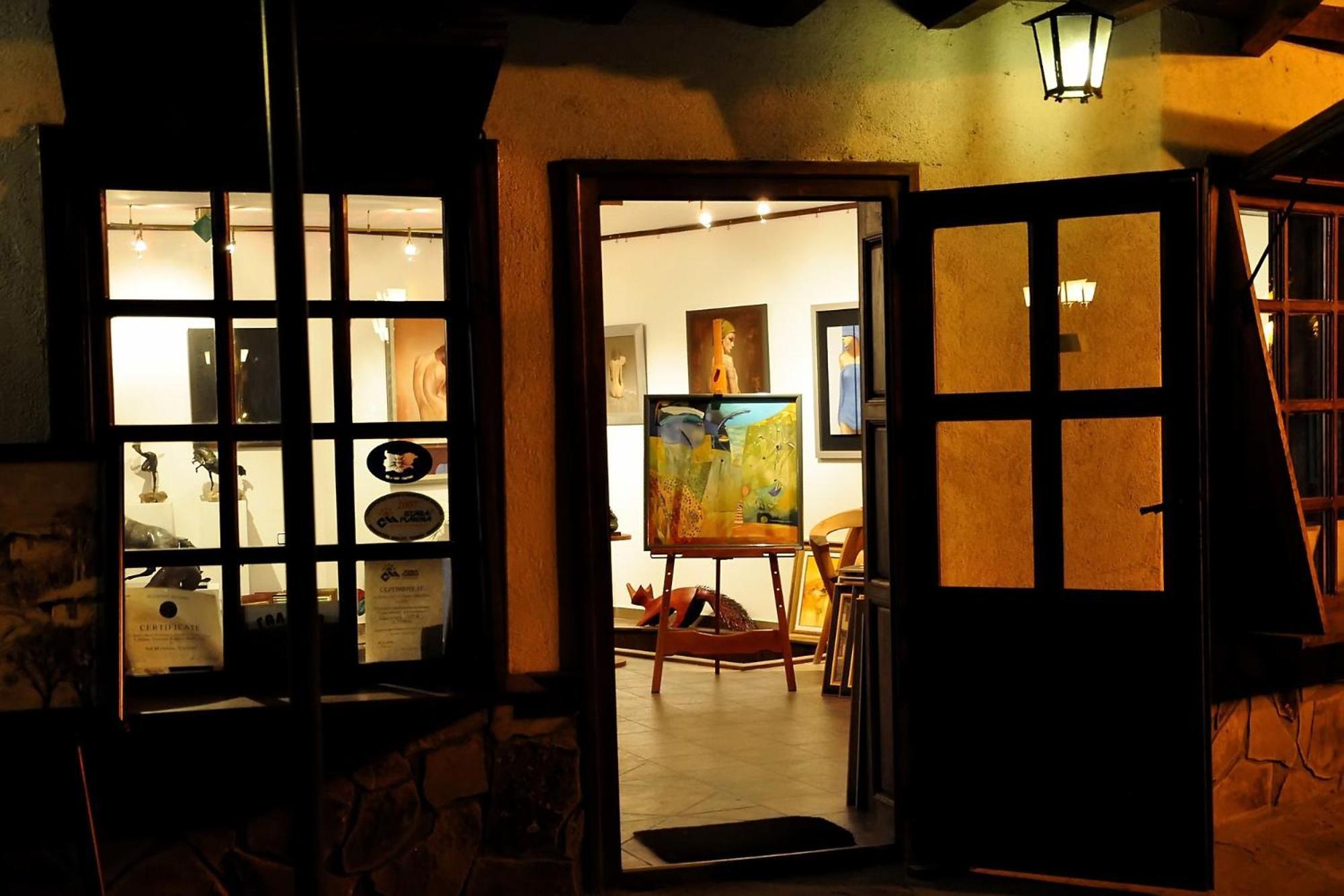 Art - M Gallery Tryavna Exterior photo