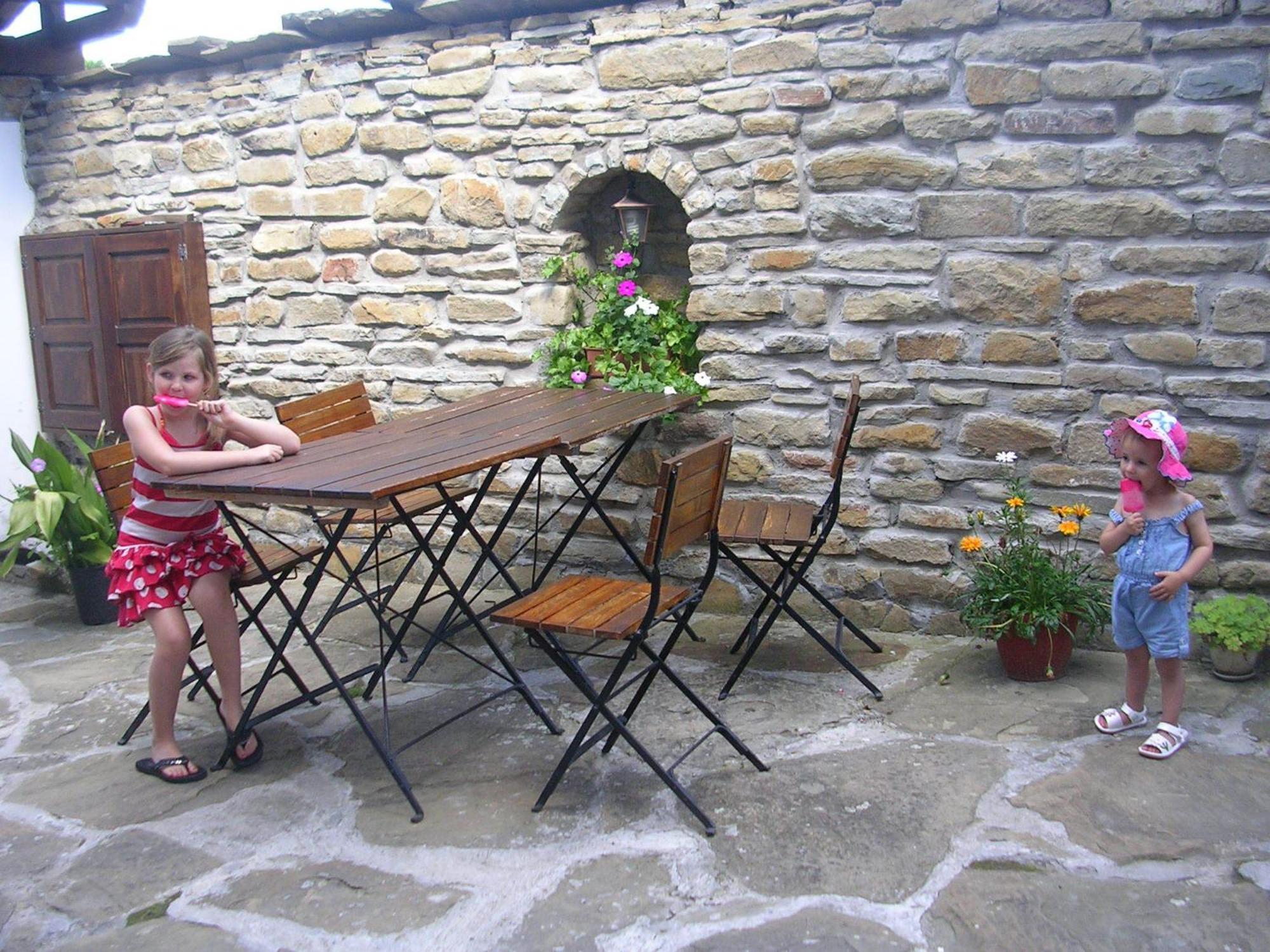 Art - M Gallery Tryavna Exterior photo